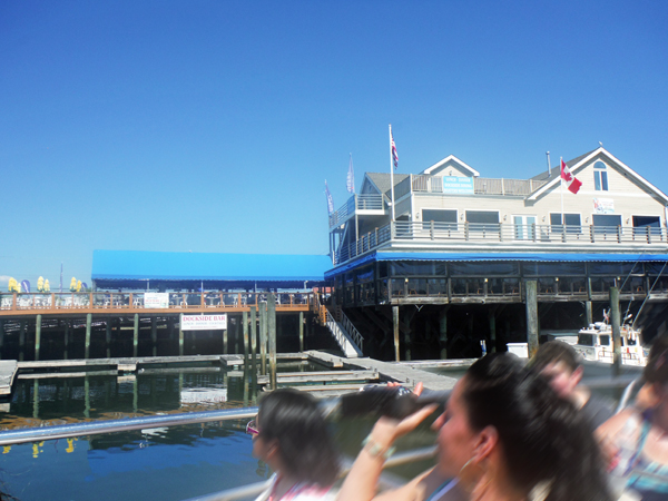 Cruising past the Boathouse Restaurant